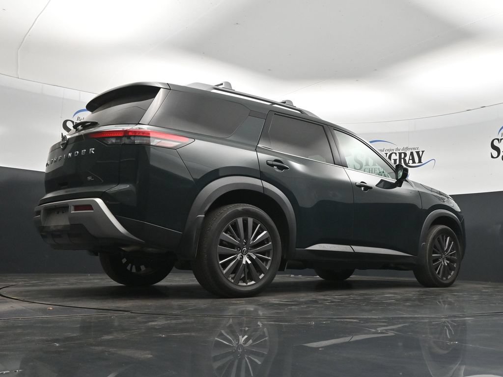 Used 2024 Nissan Pathfinder SL w/ SL Premium Package FWD image 32