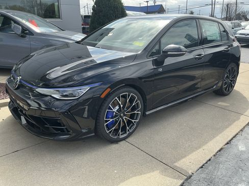 New 2026 Volkswagen Golf w/ Euro Style Package image 4