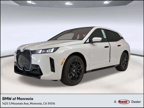 New 2026 BMW iX xDrive45 w/ M Sport Package AWD/4WD image 1
