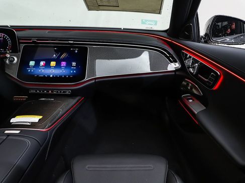 New 2026 Mercedes-Benz E 53 AMG e 4MATIC Sedan image 16