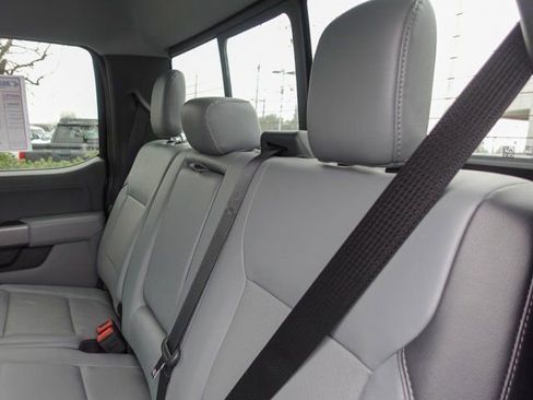 Used 2023 Ford F150 Lariat w/ Equipment Group 502A High image 11