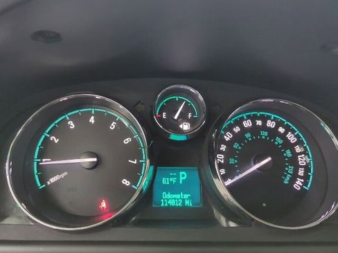Used 2013 Chevrolet Captiva Sport LTZ FWD image 16