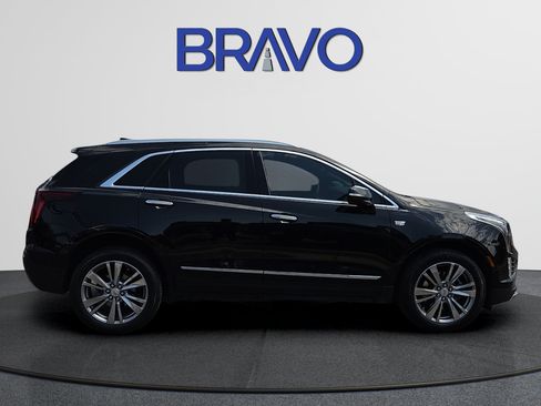 Used 2023 Cadillac XT5 Premium Luxury w/ Technology Package FWD image 5