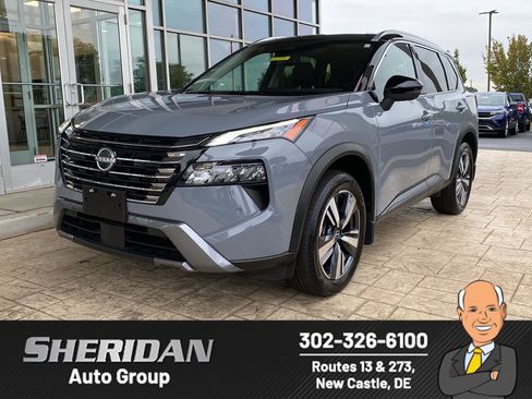 Certified 2025 Nissan Rogue SL w/ SL Premium Package AWD/4WD image 1