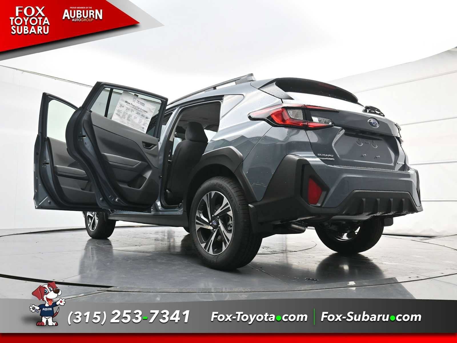 Used 2025 Subaru Crosstrek 2.5i Premium AWD/4WD image 32