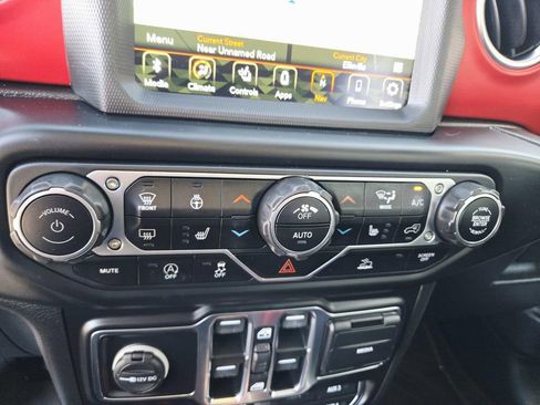 Used 2021 Jeep Wrangler Unlimited Rubicon w/ Xtreme Recon 35" Tire Package image 31