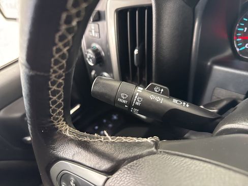 Used 2018 Chevrolet Silverado 1500 LT w/ Texas Edition image 21