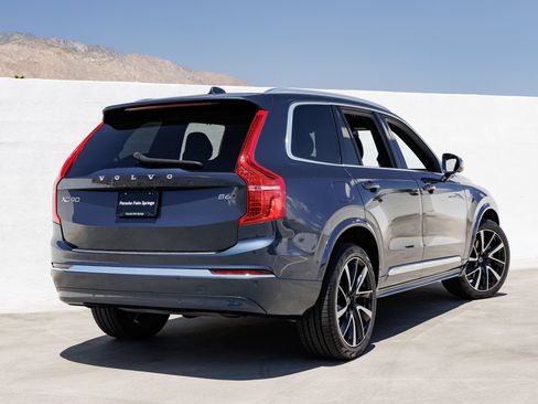 Used 2024 Volvo XC90 B6 Ultimate w/ Protection Package Premier AWD/4WD image 7