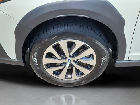 Used 2025 Subaru Outback AWD/4WD image 31