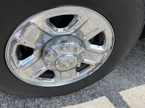 Used 2022 RAM 2500 Tradesman w/ Chrome Appearance Group RWD image 14