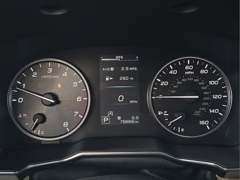 Used 2021 Subaru Outback Limited image 19