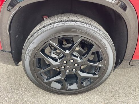 Certified 2025 Chevrolet Traverse RS w/ LPO, Floor Liner Package image 32