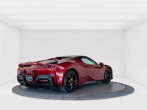 Certified 2025 Ferrari SF90 Spider AWD/4WD image 5