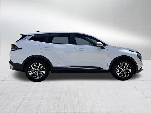 Used 2024 Kia Sportage EX FWD image 4