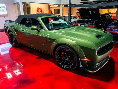 Used 2023 Dodge Challenger SRT Hellcat RWD image 6