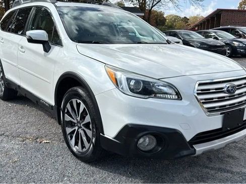 Used 2016 Subaru Outback 2.5i Limited image 1