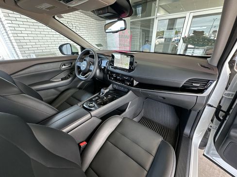 Used 2023 Nissan Rogue SL w/ SL Premium Package AWD/4WD image 29