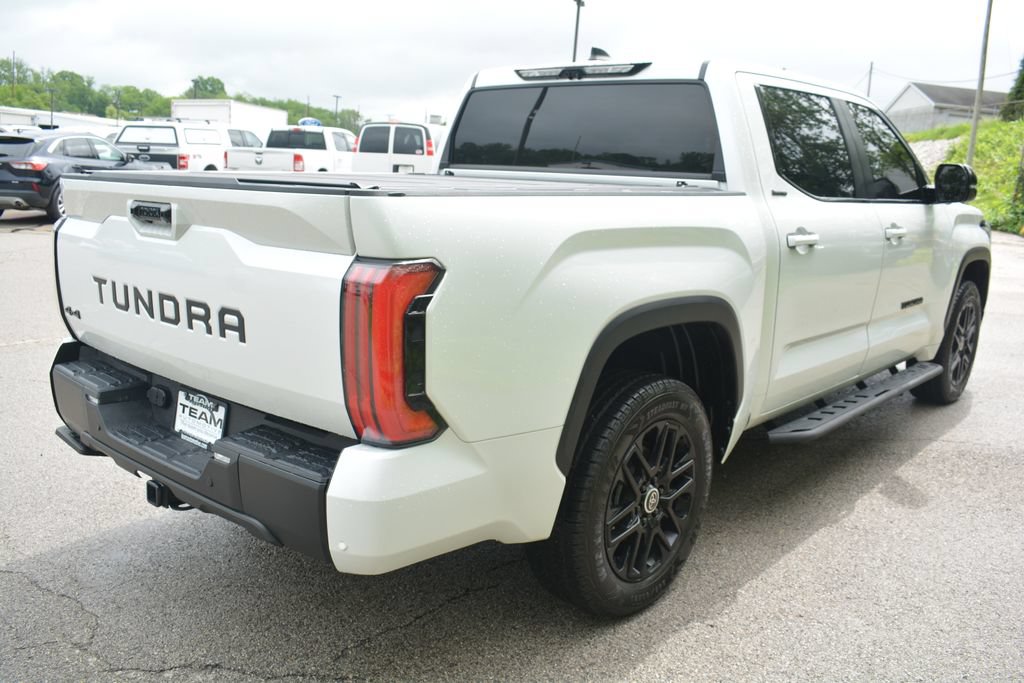Used 2024 Toyota Tundra Limited AWD/4WD image 5