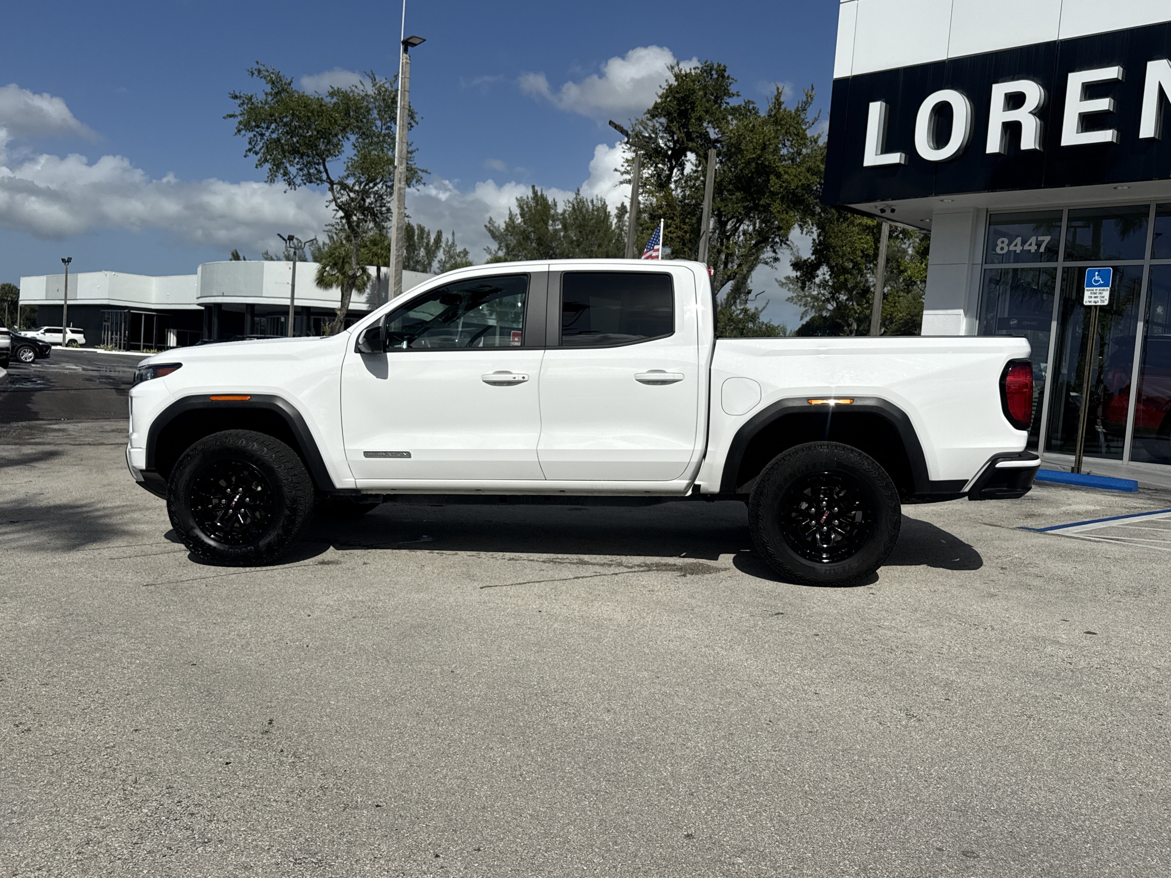 Used 2026 GMC Canyon Elevation w/ Convenience Package RWD image 10