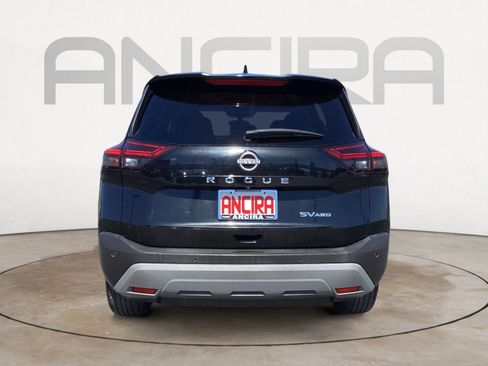 Used 2023 Nissan Rogue SV image 13