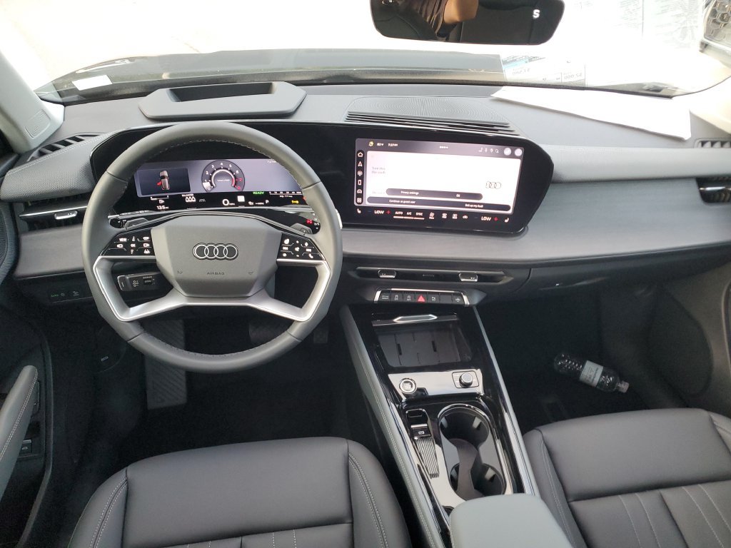 New 2026 Audi Q3 quattro 2.0T AWD/4WD image 3