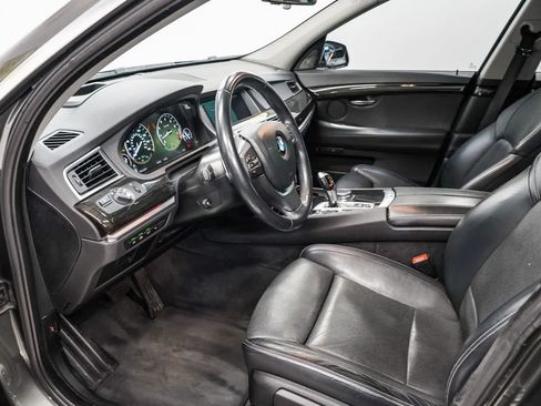 Used 2017 BMW 535i Gran Turismo RWD image 17