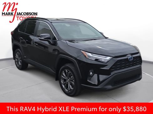 Used 2024 Toyota RAV4 XLE Premium w/ Weather Package image 5