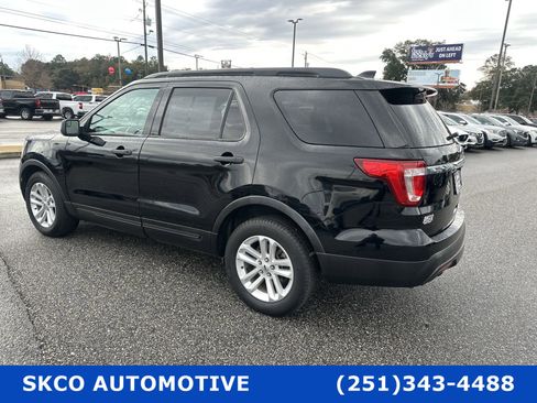 Used 2016 Ford Explorer FWD image 3