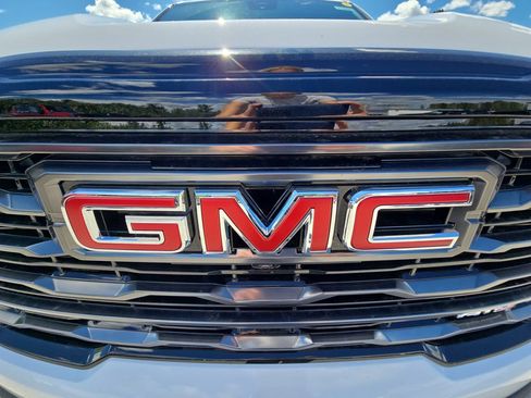 New 2026 GMC Acadia AT4 w/ LPO, Floor Liner Package image 68