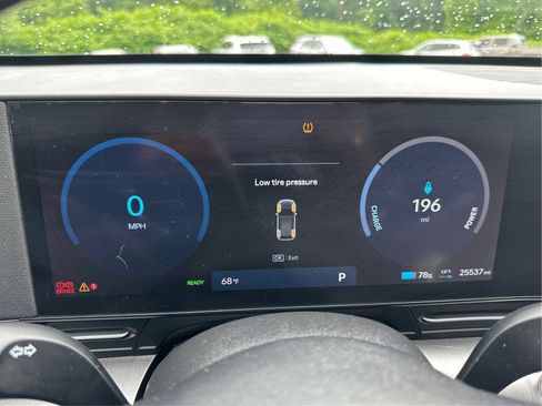 Used 2024 Hyundai Kona SEL FWD image 17