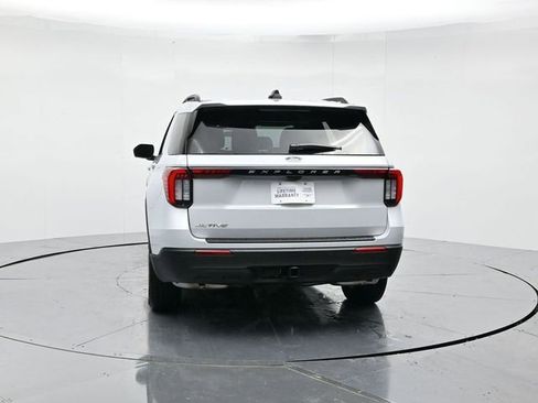 New 2026 Ford Explorer Active image 9