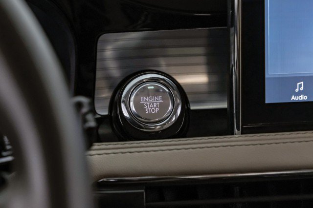 Used 2022 Lincoln Corsair FWD image 19