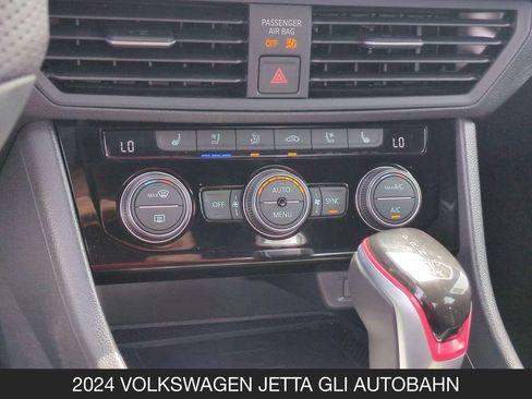 Used 2024 Volkswagen Jetta GLI Autobahn FWD image 22