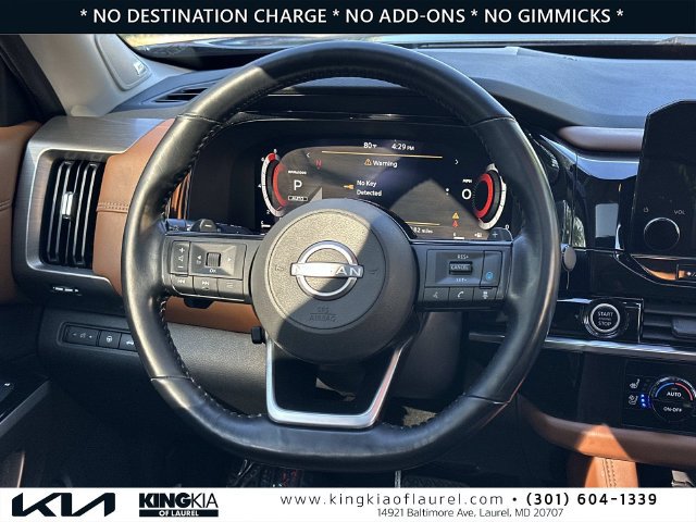 Used 2022 Nissan Pathfinder Platinum w/ Cargo Package AWD/4WD image 8