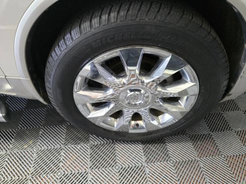 Used 2012 Buick Enclave Premium image 38