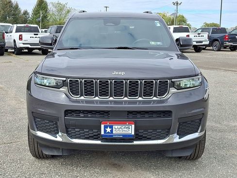 Used 2024 Jeep Grand Cherokee L Laredo w/ Luxury Tech Group I image 4