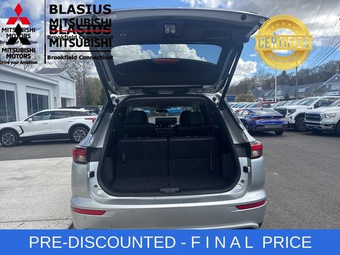 Used 2024 Mitsubishi Outlander SE AWD/4WD image 8