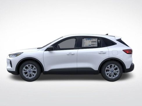 New 2026 Ford Escape Active w/ Active Premium Tech Pack FWD image 3