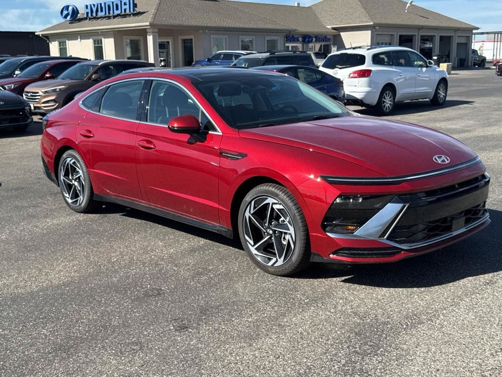 New 2024 Hyundai Sonata SEL w/ Convenience Package FWD image 3