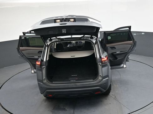 Used 2021 Nissan Rogue S image 46