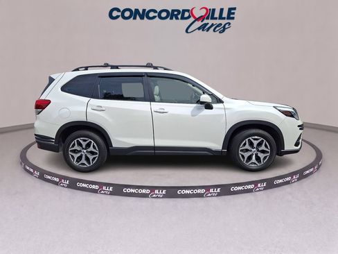 Certified 2023 Subaru Forester Premium AWD/4WD image 8