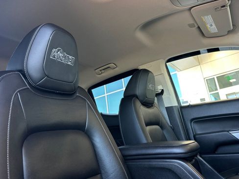 Used 2021 Chevrolet Colorado ZR2 w/ Colorado ZR2 Bison Edition AWD/4WD image 19