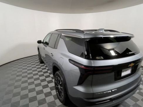 New 2026 Chevrolet Traverse LT w/ Sun and Wheel Package image 7