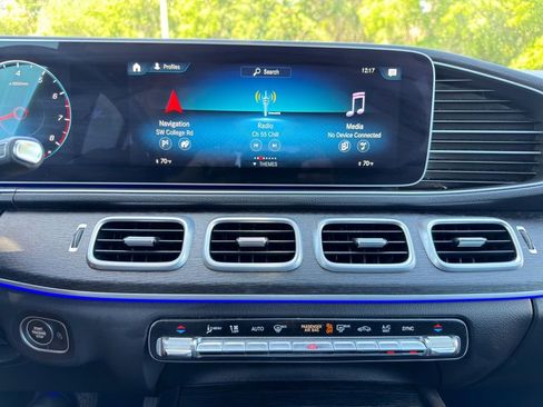 Used 2023 Mercedes-Benz GLE 350 4MATIC w/ AMG Line Exterior image 18