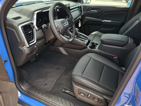 New 2025 GMC Canyon Elevation w/ Convenience Package image 11