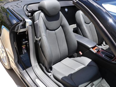Used 2005 Mercedes-Benz SL 600 image 20