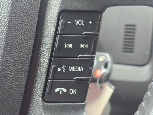 Used 2012 Ford Escape XLT AWD/4WD image 25
