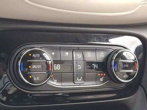 Used 2021 Buick Encore GX Essence w/ Sport Touring Package FWD image 15