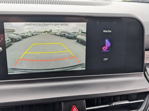 Used 2025 Kia Seltos S FWD image 29