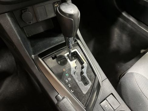 Used 2016 Toyota Corolla L FWD image 29
